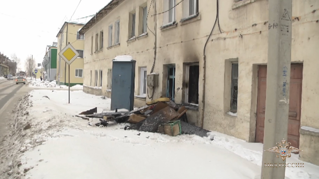 Ирина Волк: В Новосибирской области сотрудники полиции помогли жильцам выбраться из горящего здания