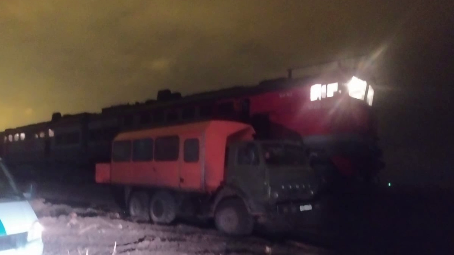 Уральскими транспортными полицейскими задержаны похитители более 60 тонн дизельного топлива