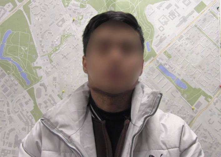 Закладчик, сделавший на улице Коштоянца в Москве тайники с мефедроном, заключён под стражу