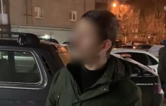 Пермские оперативники задержали афериста, который четыре года скрывался от следствия