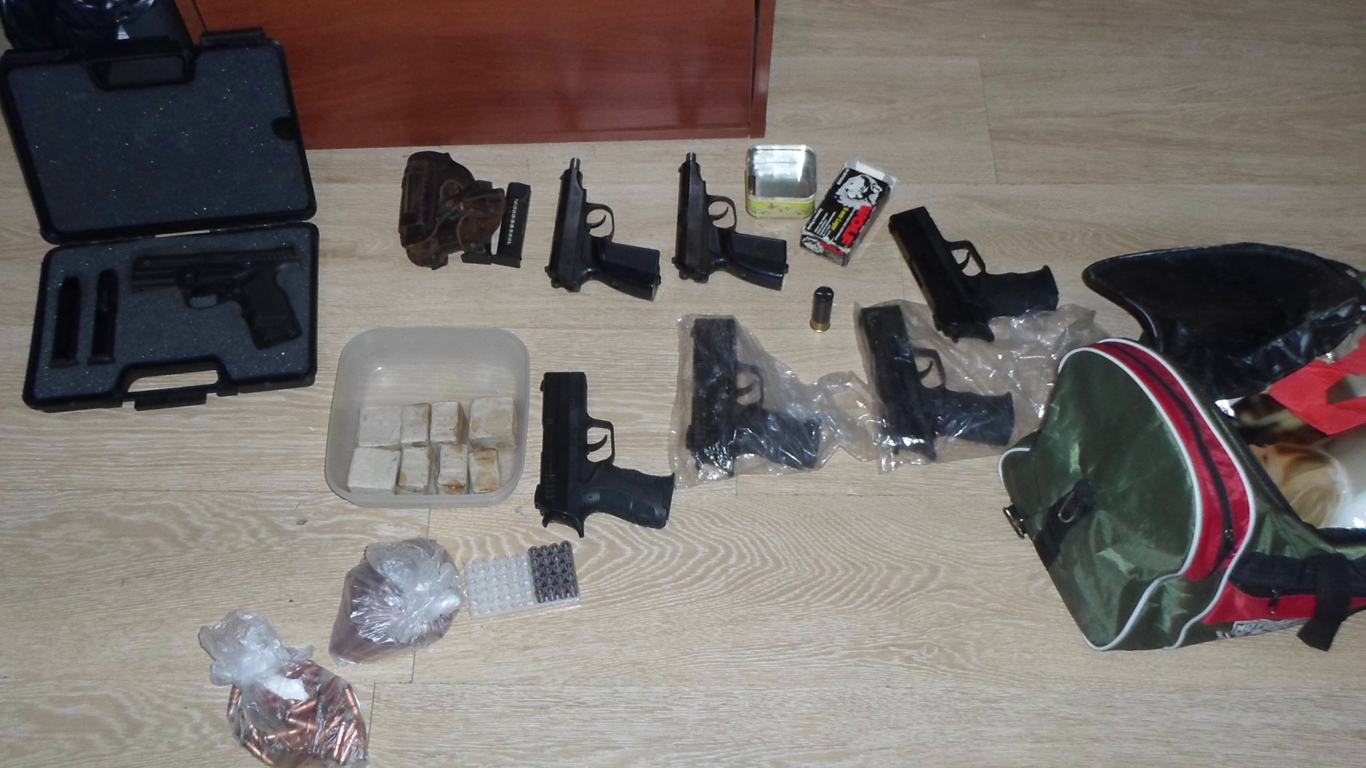 В Мурманской области окончено расследование дела о покушении на сбыт героина и хранении оружия