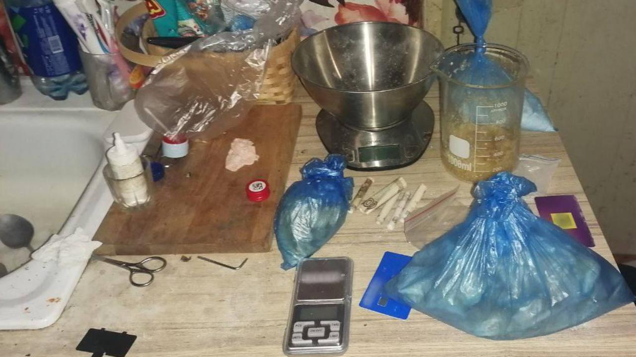 У жителя Самары изъято свыше 1,4 кг мефедрона, который, по версии полиции, он планировал сбыть
