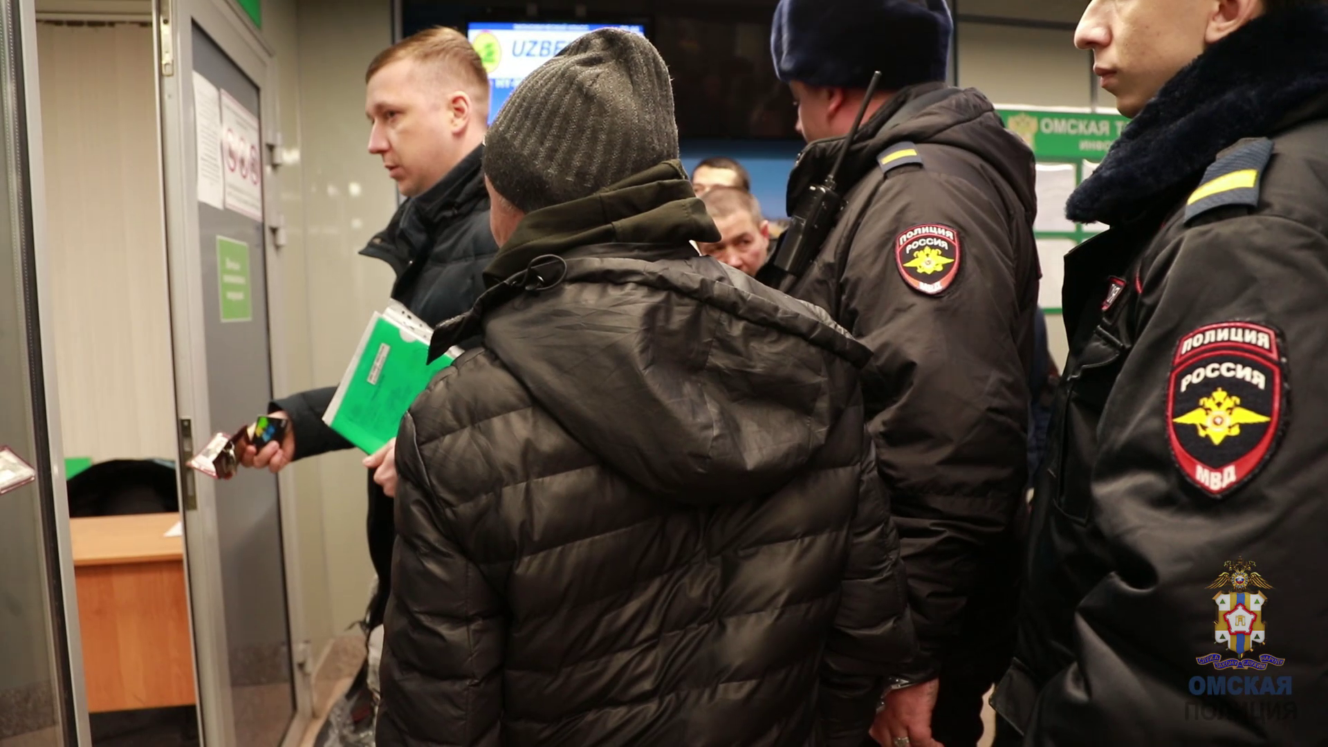 Почти 90 нарушений миграционного законодательства выявили полицейские в ходе рейдов в Омской области