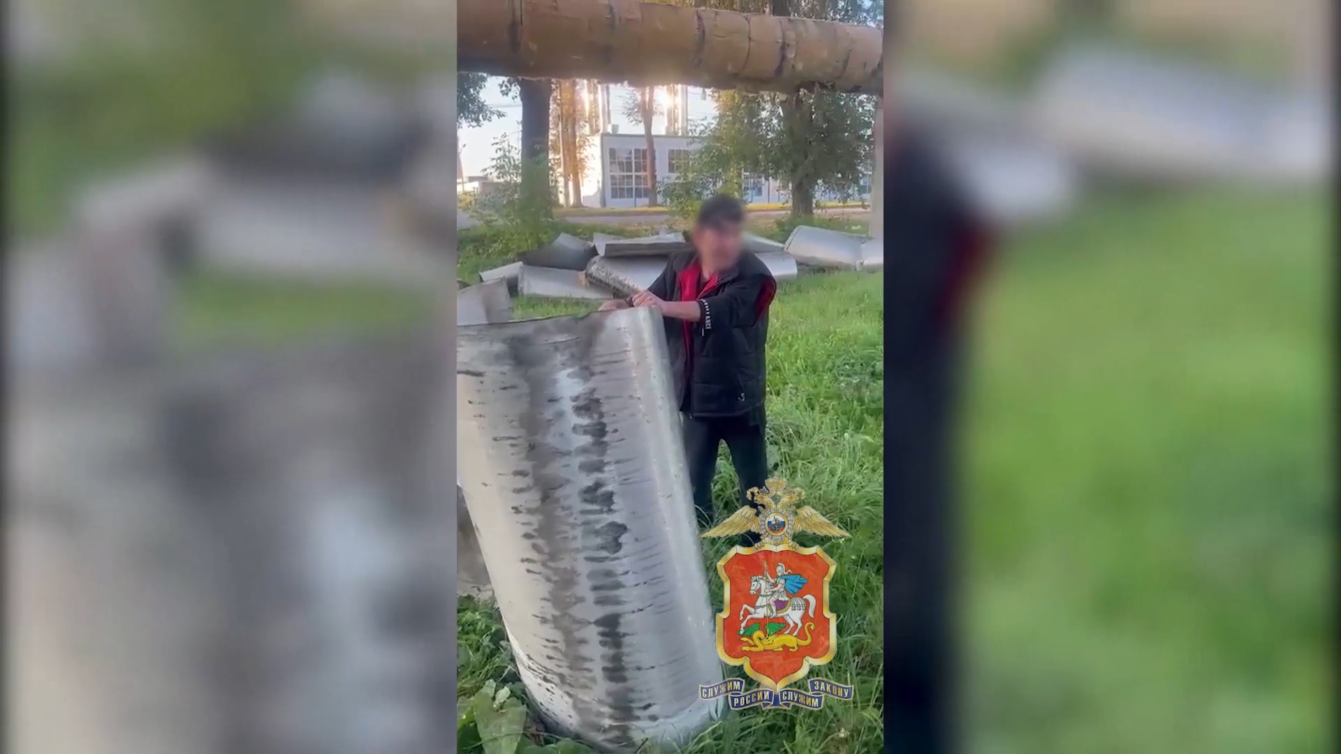 В Клину полицейские Подмосковья пресекли хищение алюминиевых листов с труб надземной теплотрассы