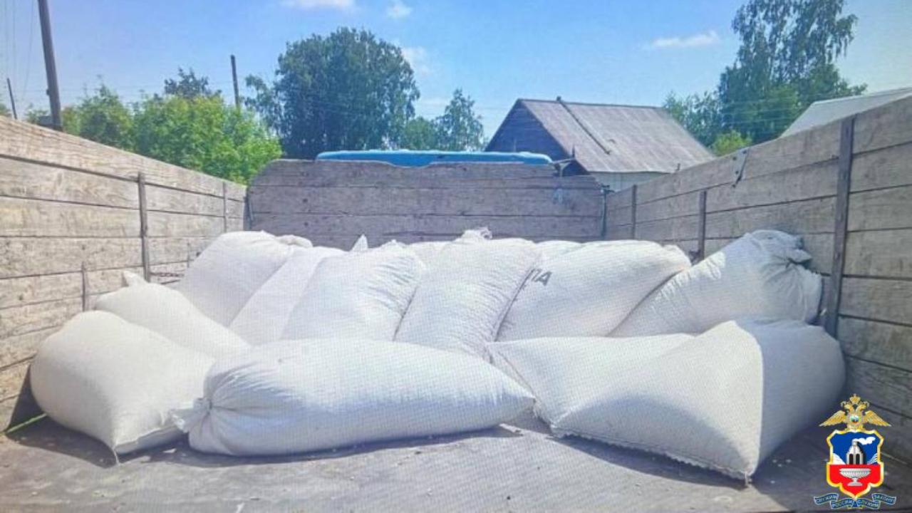 В Алтайском крае задержан похититель более тонны зёрен кукурузы со склада местной птицефабрики