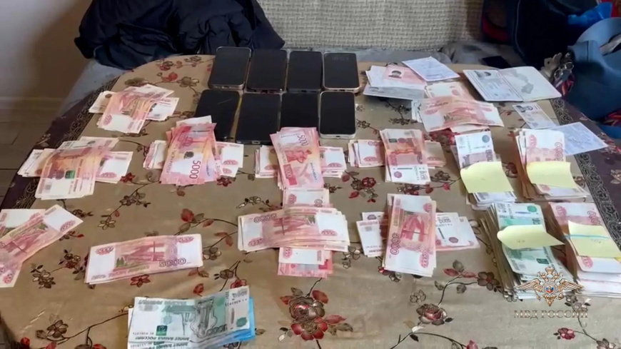 Сотрудники столичной полиции задержали предполагаемого организатора канала незаконной миграции