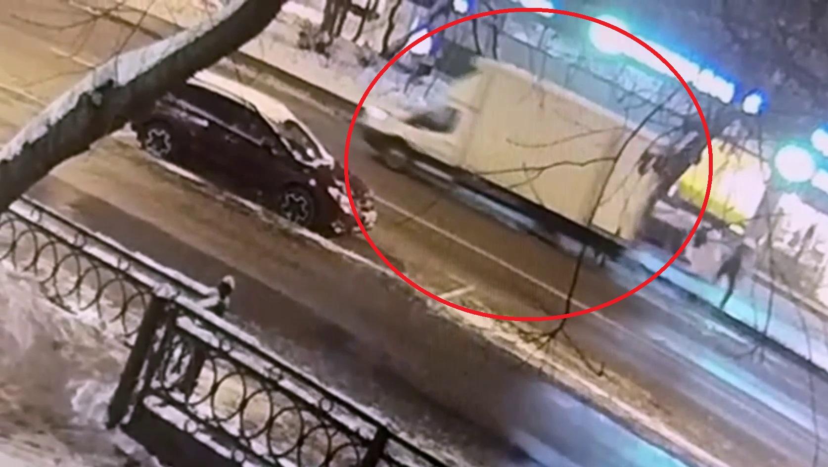 Житель Мордовии подозревается в угоне грузового фургона стоимостью 4 млн рублей в центре Москвы