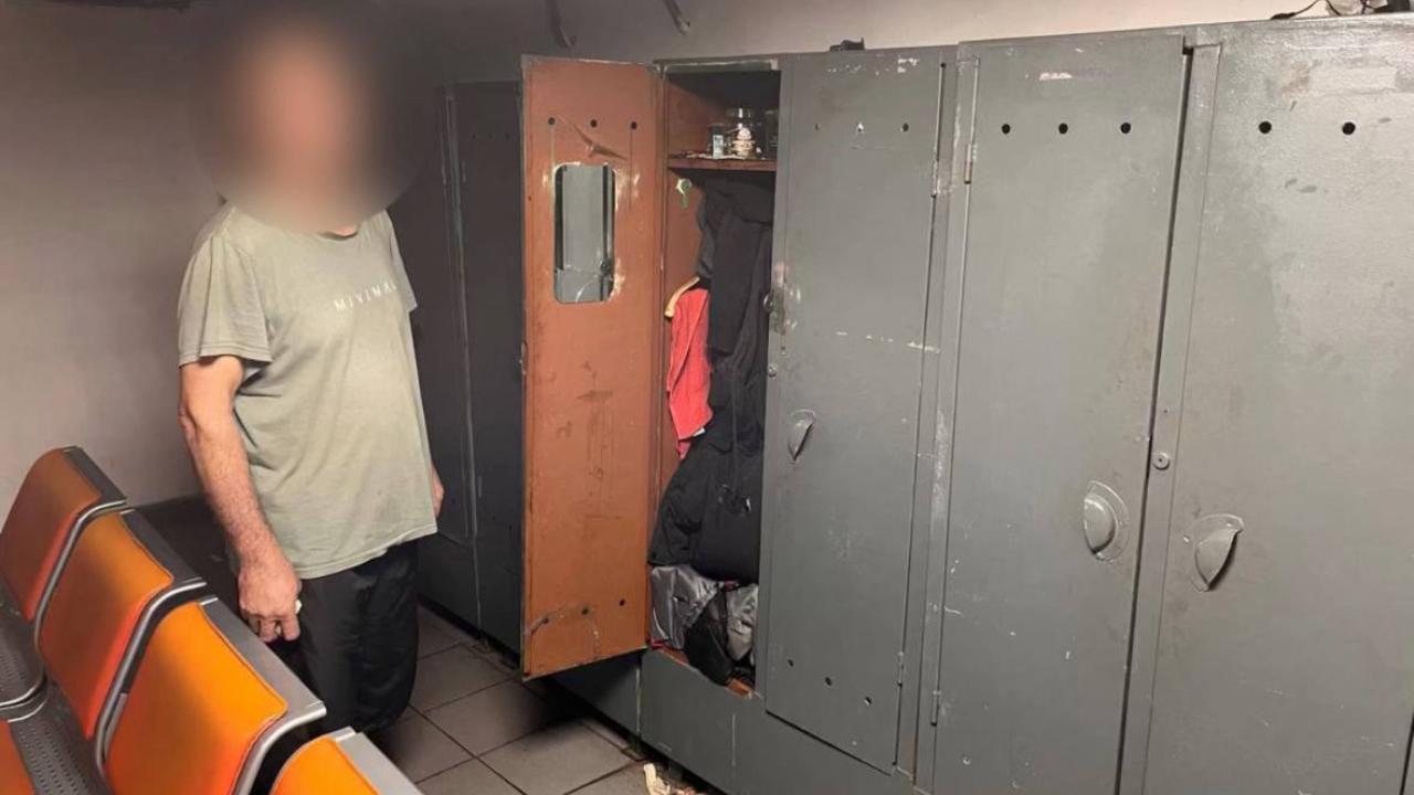 Транспортная полиция задержала иностранца за кражу денег у пассажира на Павелецком вокзале в Москве