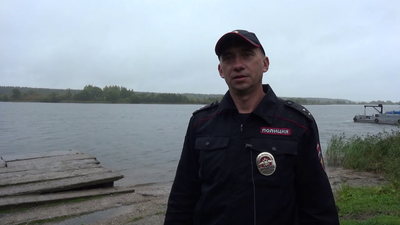 В Тверской области сотрудник столичной транспортной полиции спас тонущего ребёнка