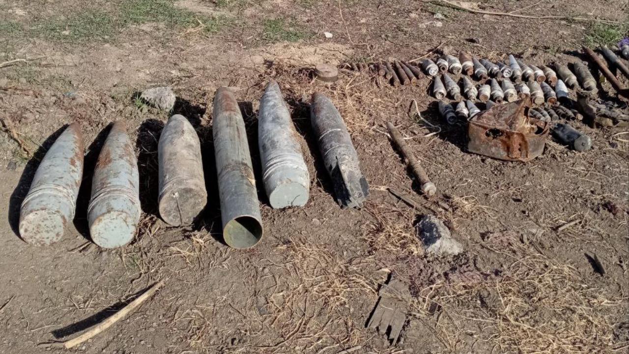 В Херсонской области правоохранители обнаружили и уничтожили тайник с артиллерийскими боеприпасами