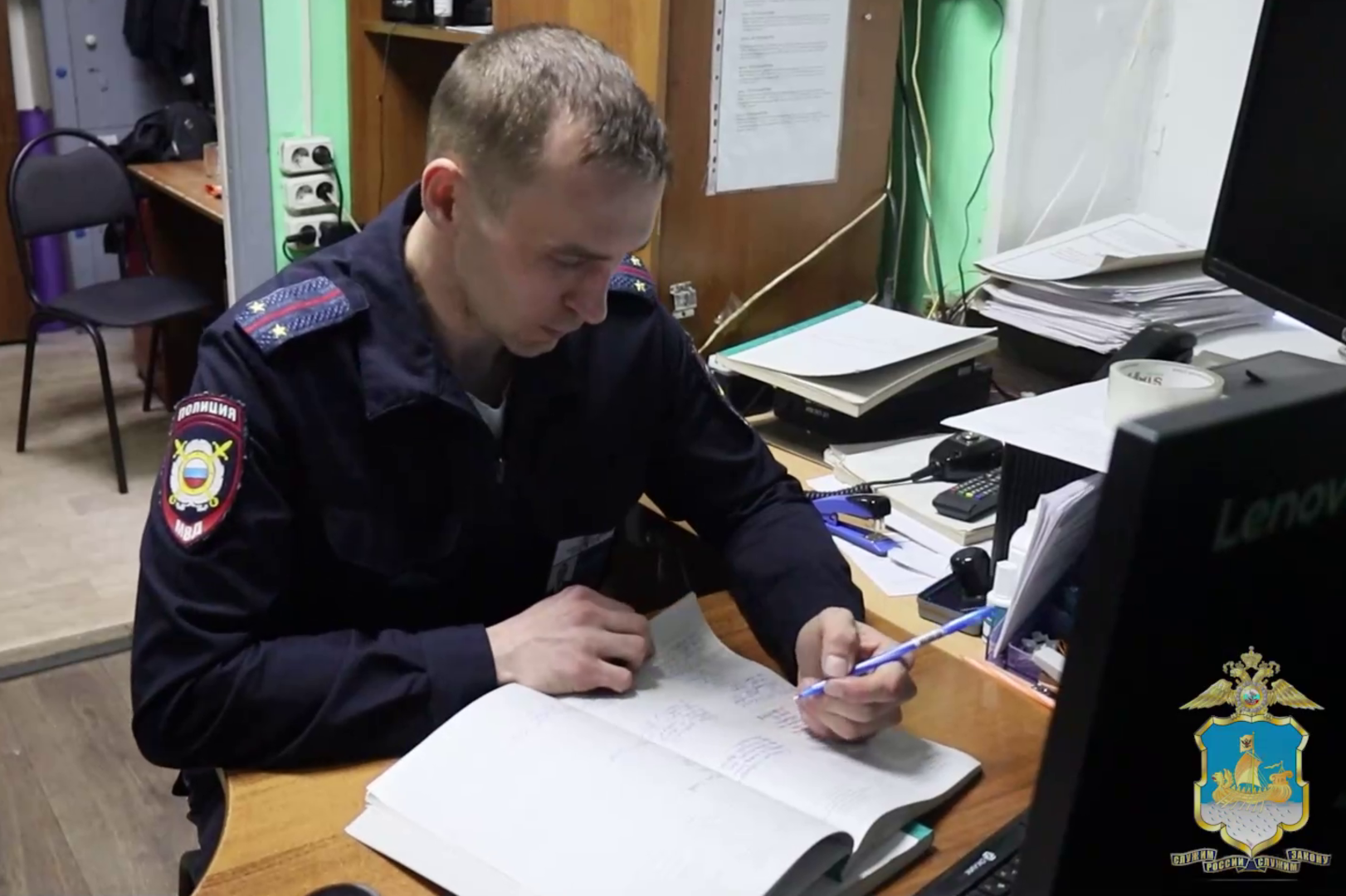 В Костромской области оперативный дежурный отдела полиции по телефону пресёк обман девушки аферистами