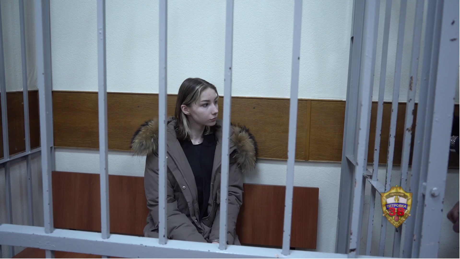 Столичной полицией задержана участница схемы обмана 20-летней москвички с ущербом более 50 млн рублей