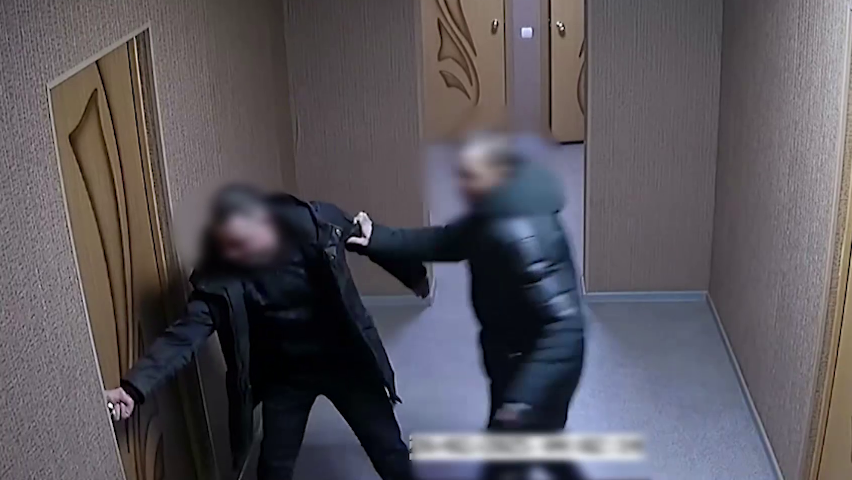 Полиция задержала двух постояльцев гостиницы в Тюменской области за разбойное нападение на соседа