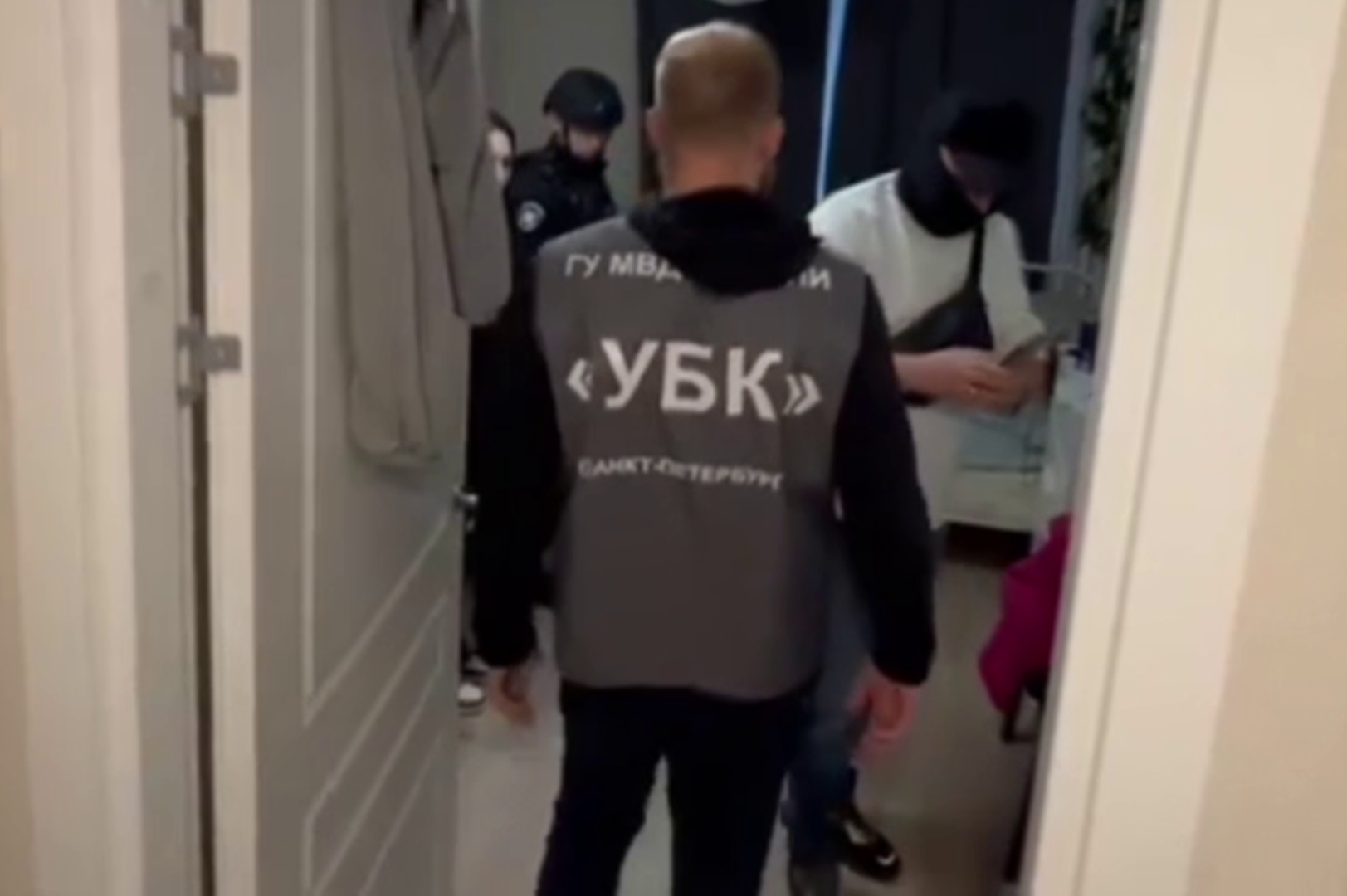 В Ленинградской области задержан юноша, создававший аккаунты в мессенджере для мошенников из Украины
