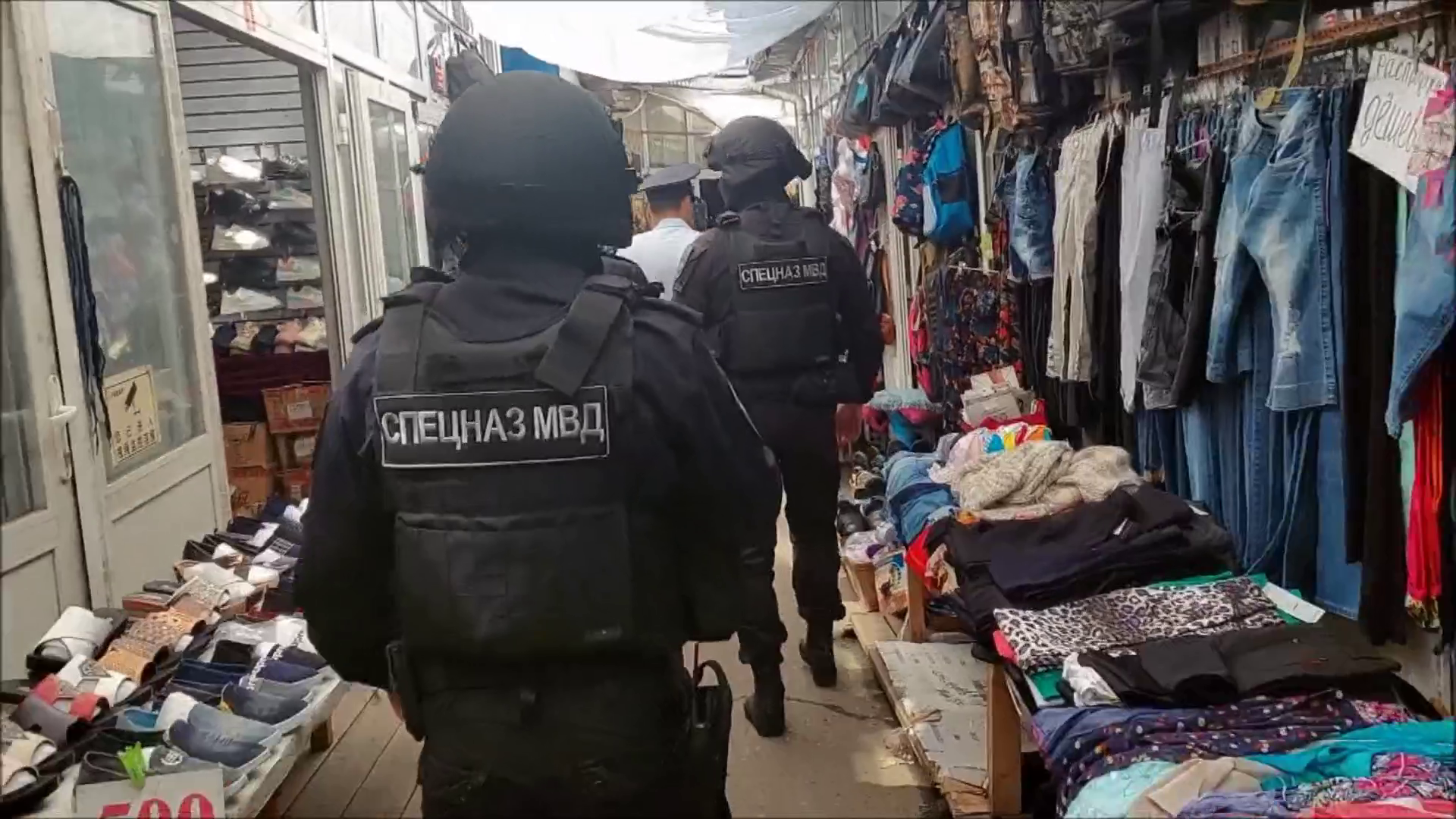 В Еврейской автономной области правоохранители проверили свыше тысячи мигрантов в рамках операции «Нелегал-2023»