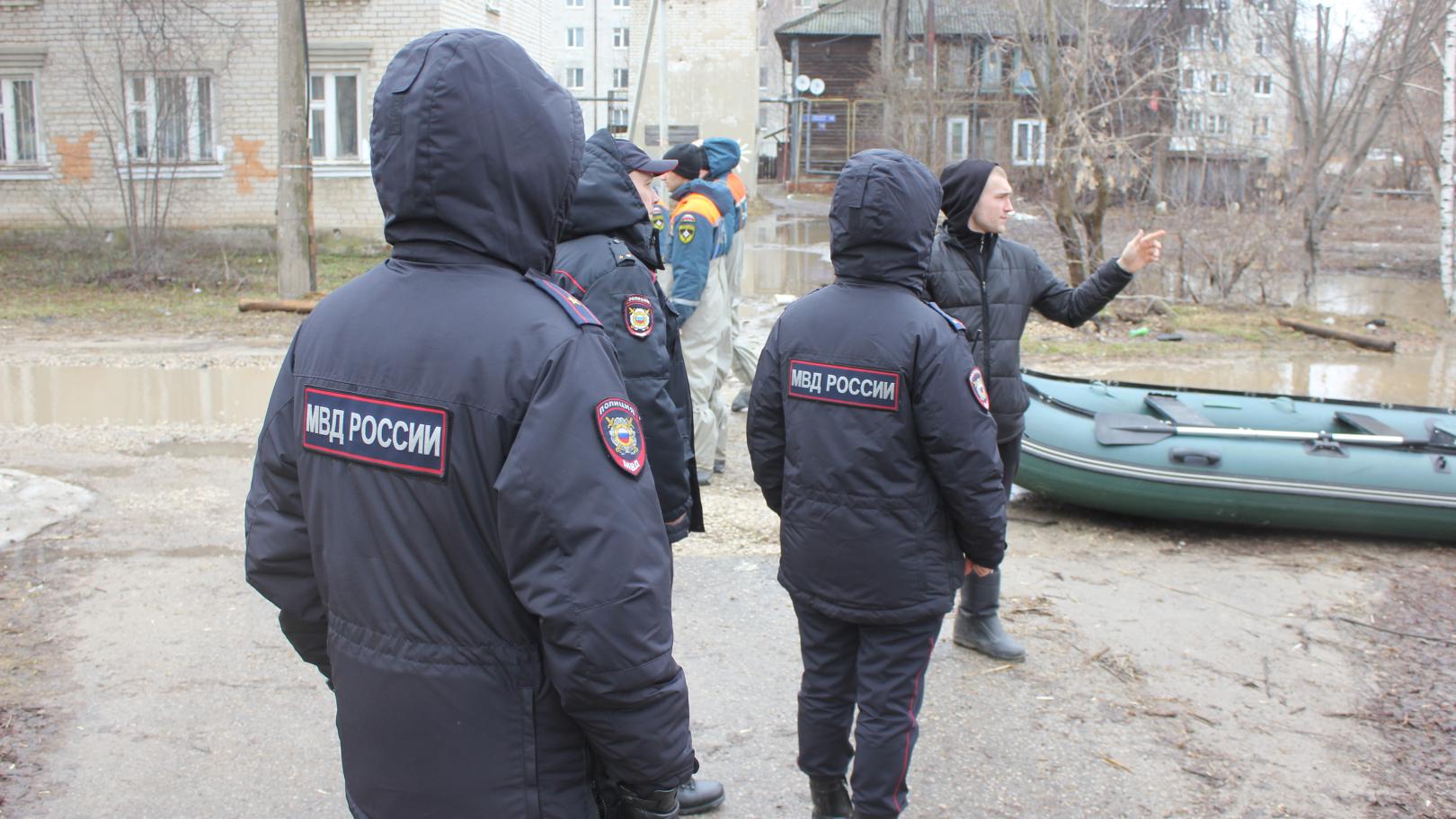 В Республике Марий Эл полицейские обеспечивают безопасность граждан в период весеннего паводка