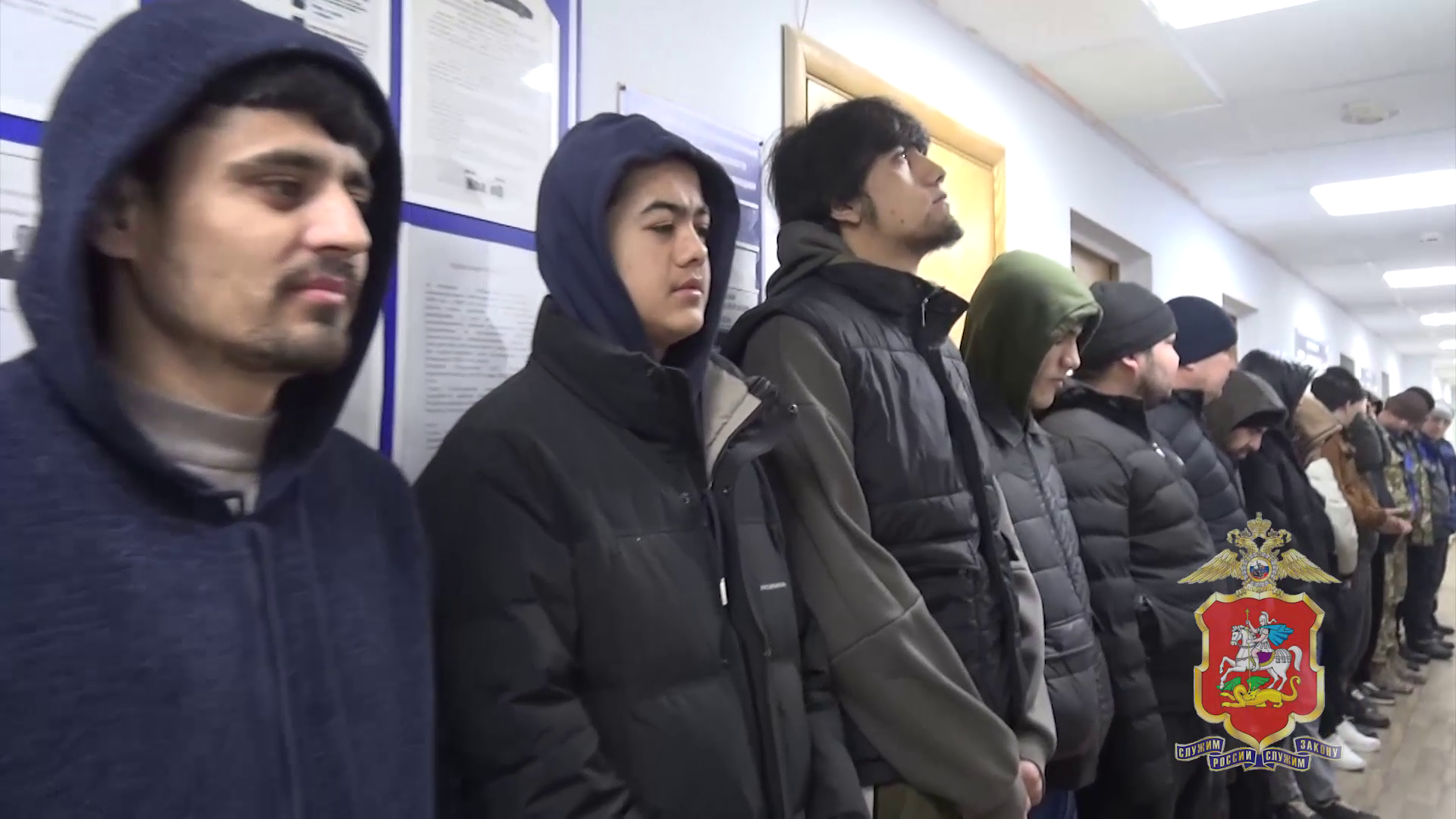 После полицейского рейда в подмосковных Химках из страны будут выдворены 18 мигрантов-нарушителей