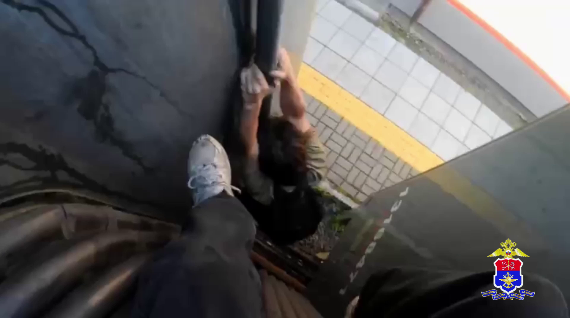 Транспортной полицией Калининграда задержаны двое 14-летних зацеперов