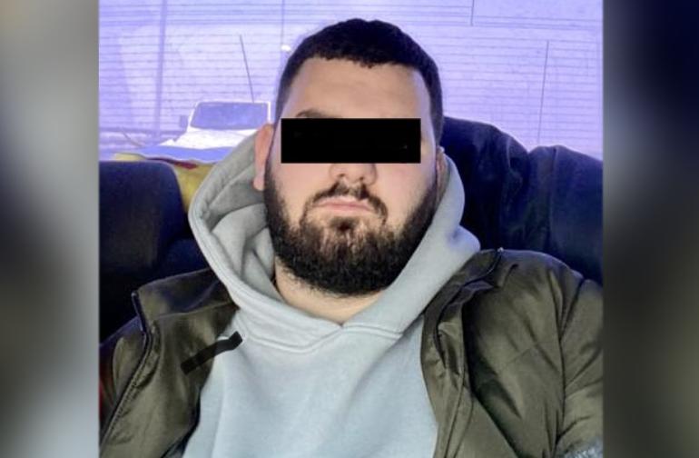Во Владивостоке полицией задержан аферист, обманувший знакомого при продаже автомобилей