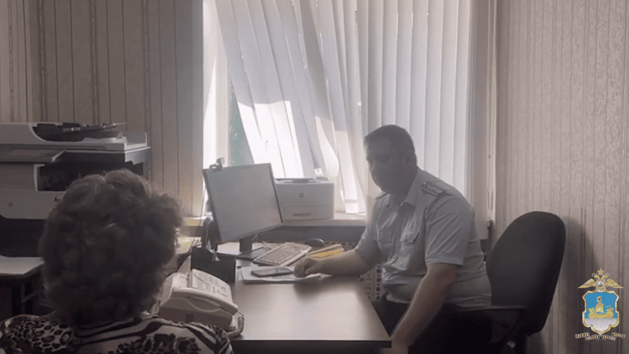 Полицейские Костромской области помогли пенсионерке спасти от аферистов 1,2 млн рублей