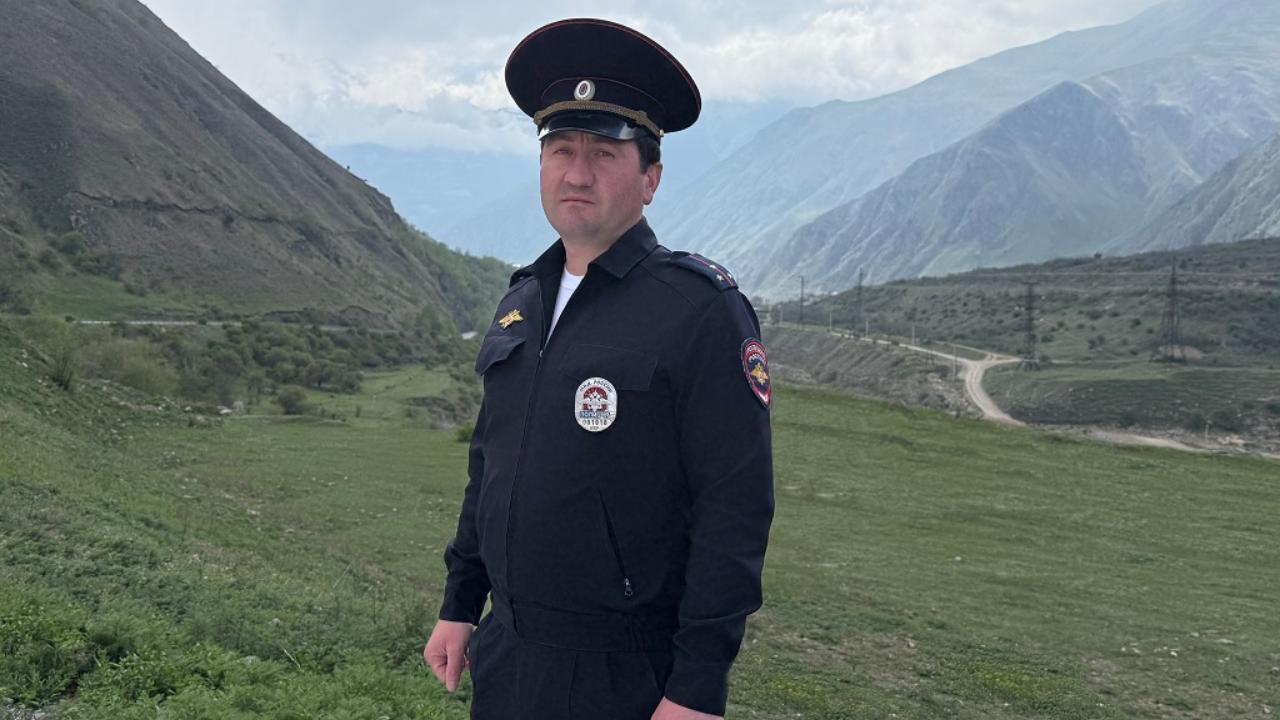 Грамотные действия полицейского помогли сохранить жизнь женщине, которую в Кабардино-Балкарии сбил автомобилист