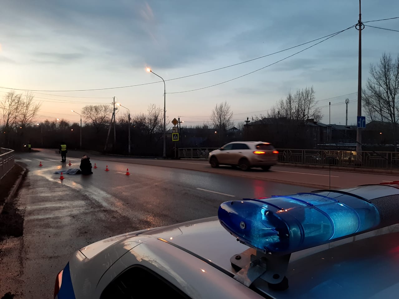 В Красноярске полицейские по горячим следам задержали водителя, скрывшегося с места смертельного ДТП