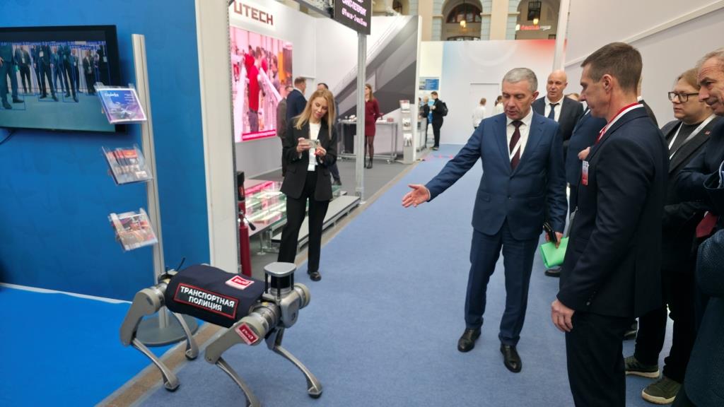 ГУТ МВД России представило свою экспозицию на Международном форуме и выставке «Транспорт России»