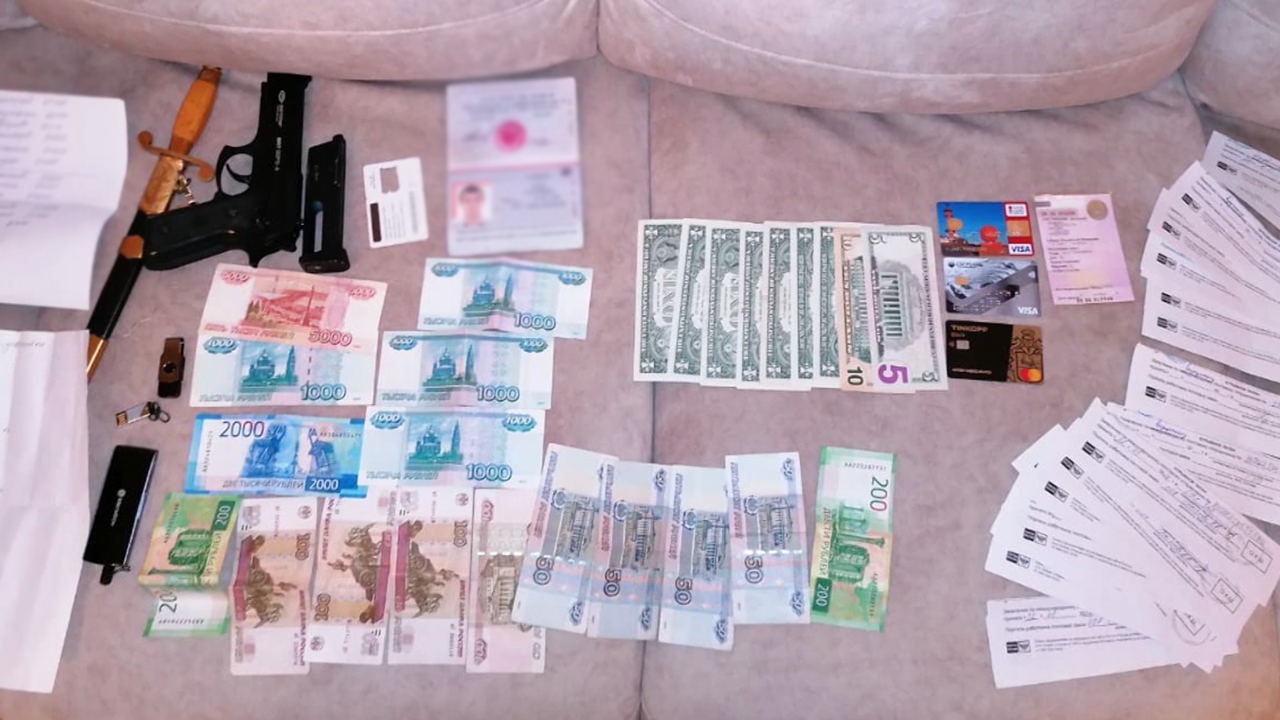 Задержаны аферисты, продавшие жителям Чувашии под видом дорогостоящих гаджетов дешёвые устройства