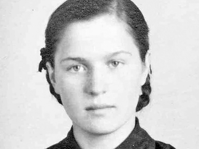 Железная Белла - Шахиня геленджикского розлива