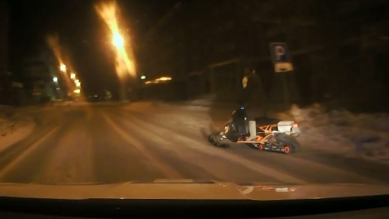 В Республике Марий Эл автоинспекторы в результате погони задержали нетрезвого водителя снегохода