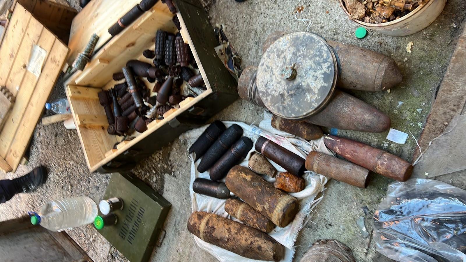 Внушительный арсенал оружия и боеприпасов обнаружили и изъяли полицейские у жителя Москвы