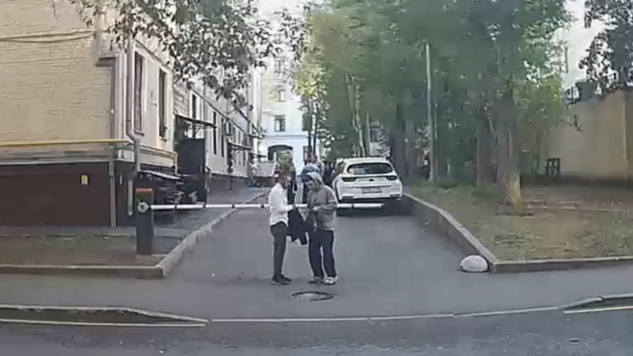Оперативники полиции Москвы задержали участников хищения у пенсионерки свыше 5,5 млн рублей
