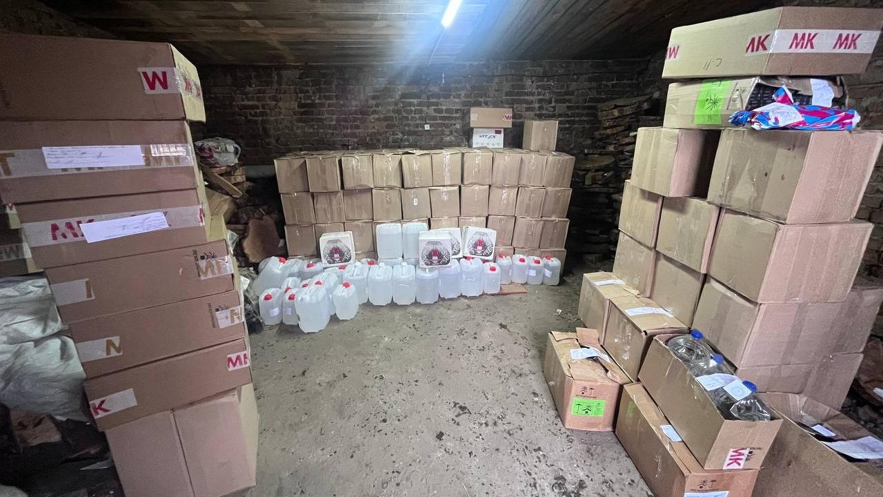 В Ульяновской области полицейскими ликвидирована крупная сеть сбыта безакцизных сигарет и алкоголя