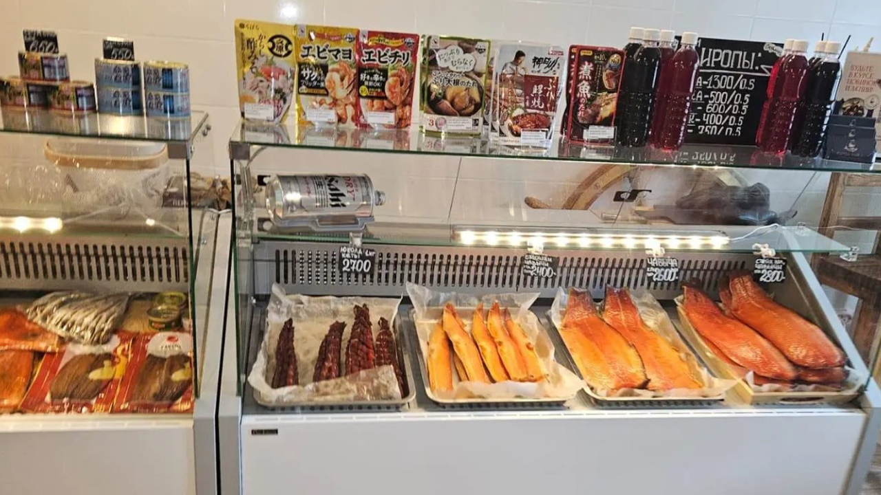 Полиция Сахалина пресекла продажу супругами свыше 700 кг морепродуктов сомнительного происхождения