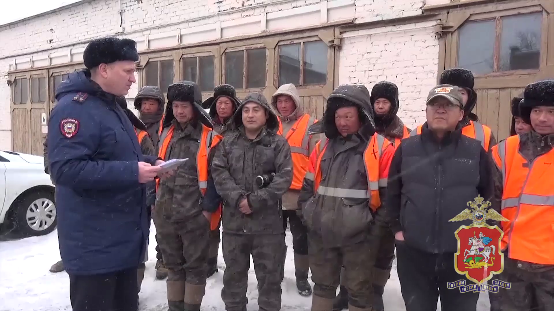 По результатам полицейских рейдов в Подмосковье из России будут выдворены 24 нелегальных мигранта