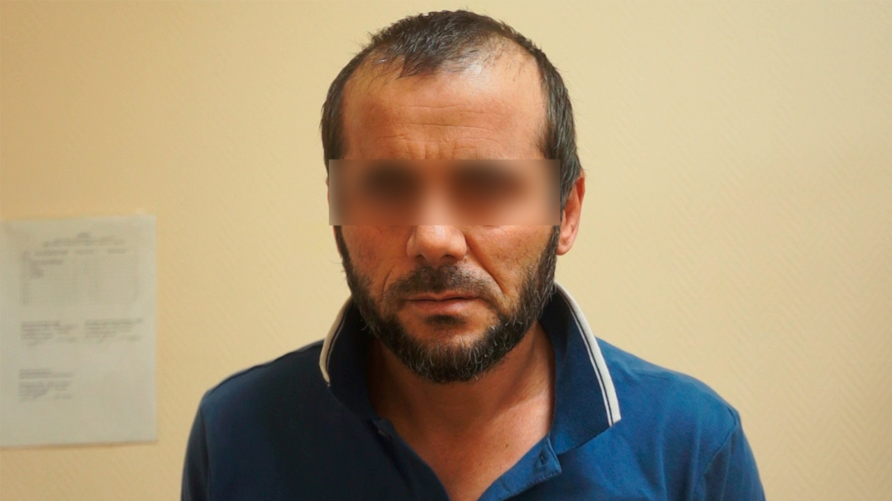 Московские полицейские задержали подозреваемого, похитившего сёмгу с креветками на 300 тысяч рублей
