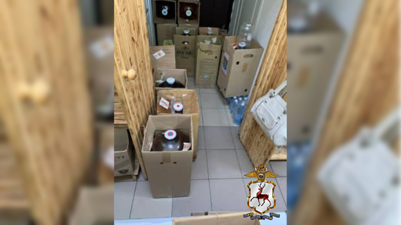 Нижегородские полицейские выявили оптовый склад, в котором находилась партия опасного пивного напитка
