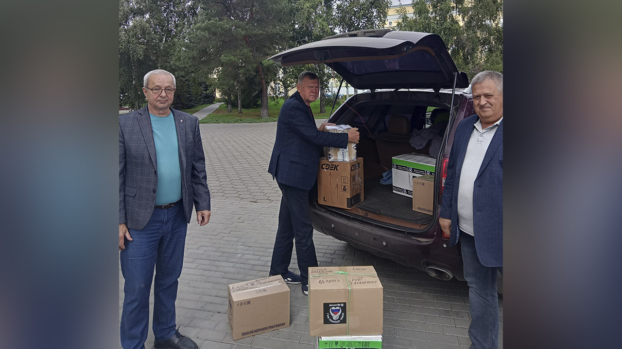 Омские ветераны органов внутренних дел приняли участие в сборе и отправке гумпомощи для бойцов СВО