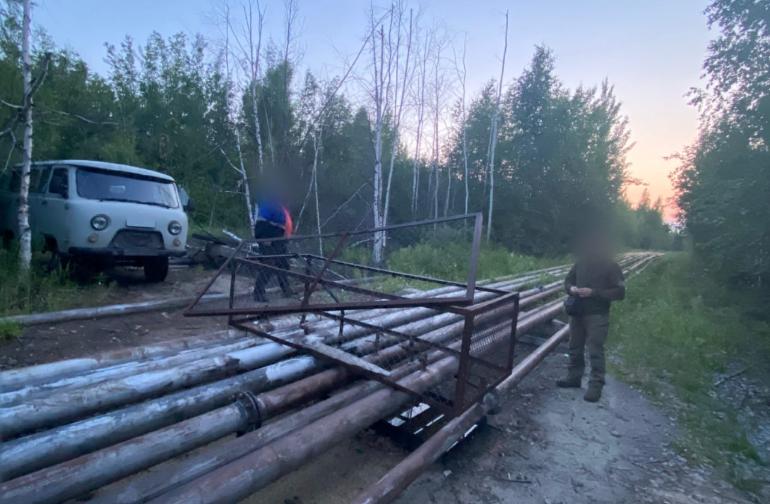 В Якутии задержаны двое подозреваемых в хищении более 15 тонн газового конденсата из нефтепровода