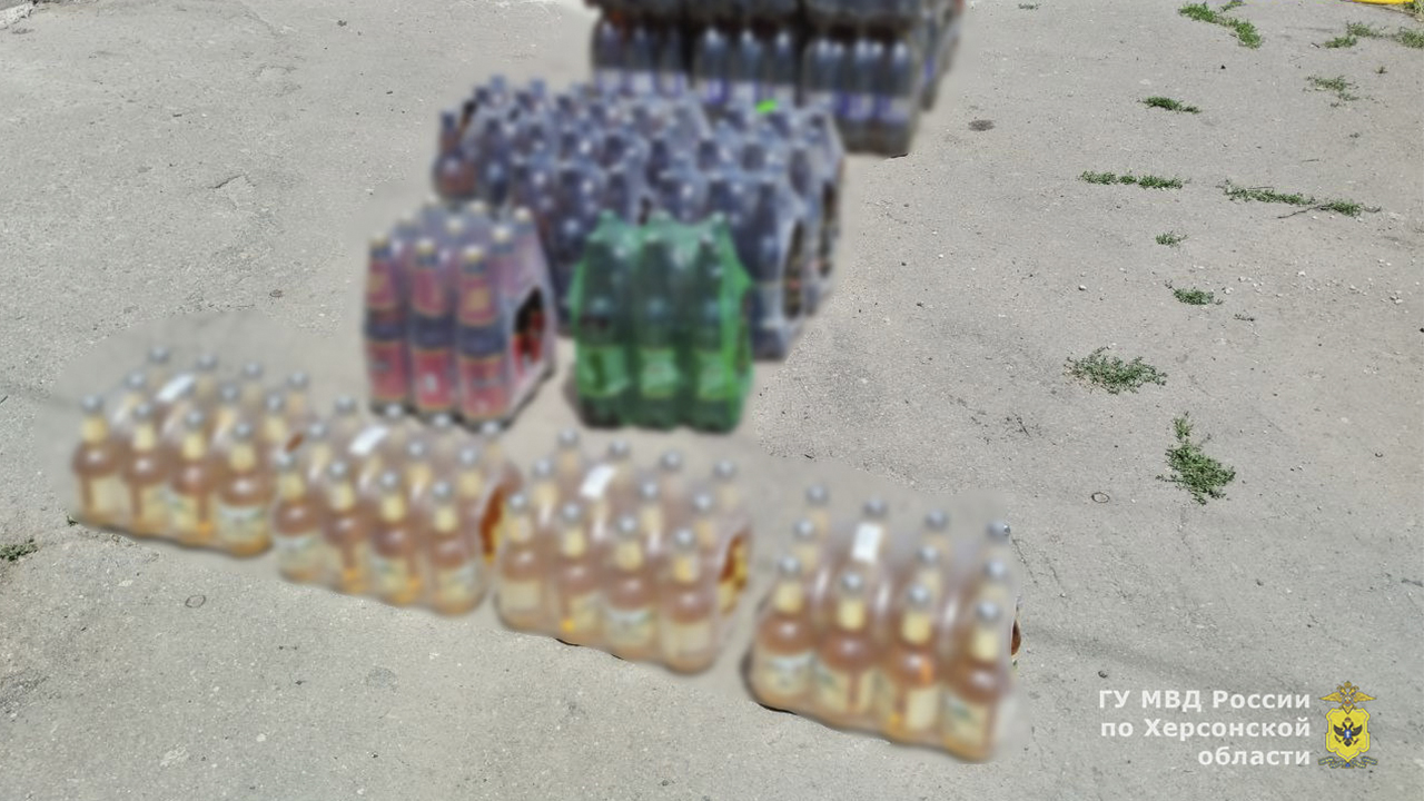 В магазине пгт Сивашское Херсонской области полицейские пресекли незаконную продажу алкоголя