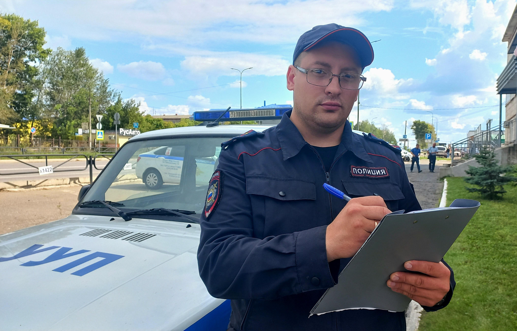 В Пермском крае участковый уполномоченный полиции в свой выходной пресёк ограбление магазина