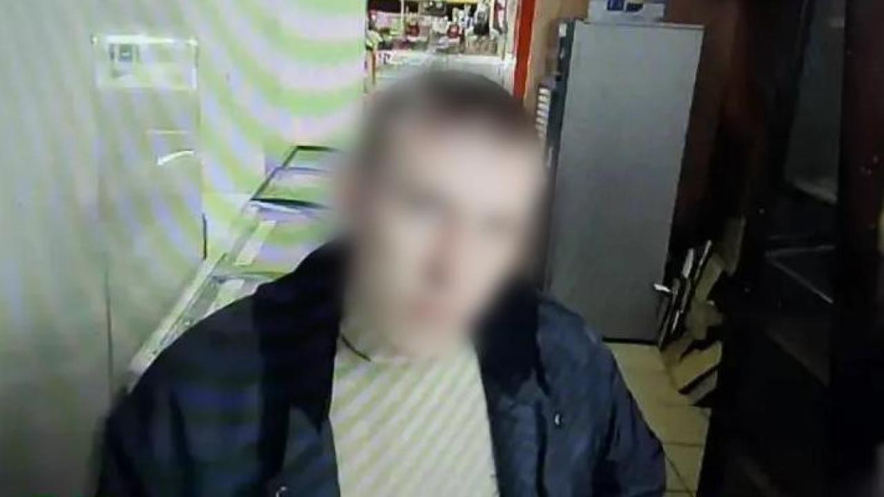 В Донецке полицейские задержали одного из участников схемы хищения более 7,3 млн рублей со счетов бабушки