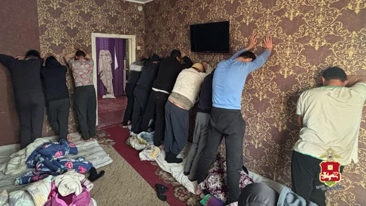 Полиция Хакасии уличила владельца гостиницы в Саяногорске в нарушении миграционного законодательства