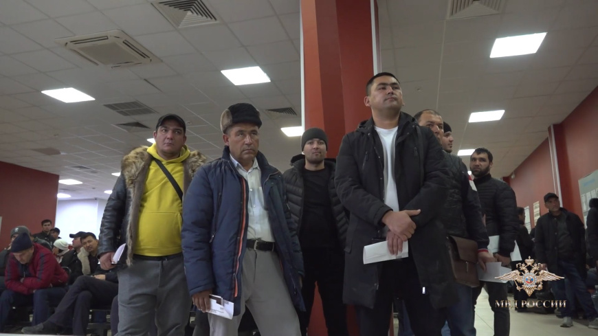 В Санкт-Петербурге полицейскими пресечена деятельность по организации незаконной миграции
