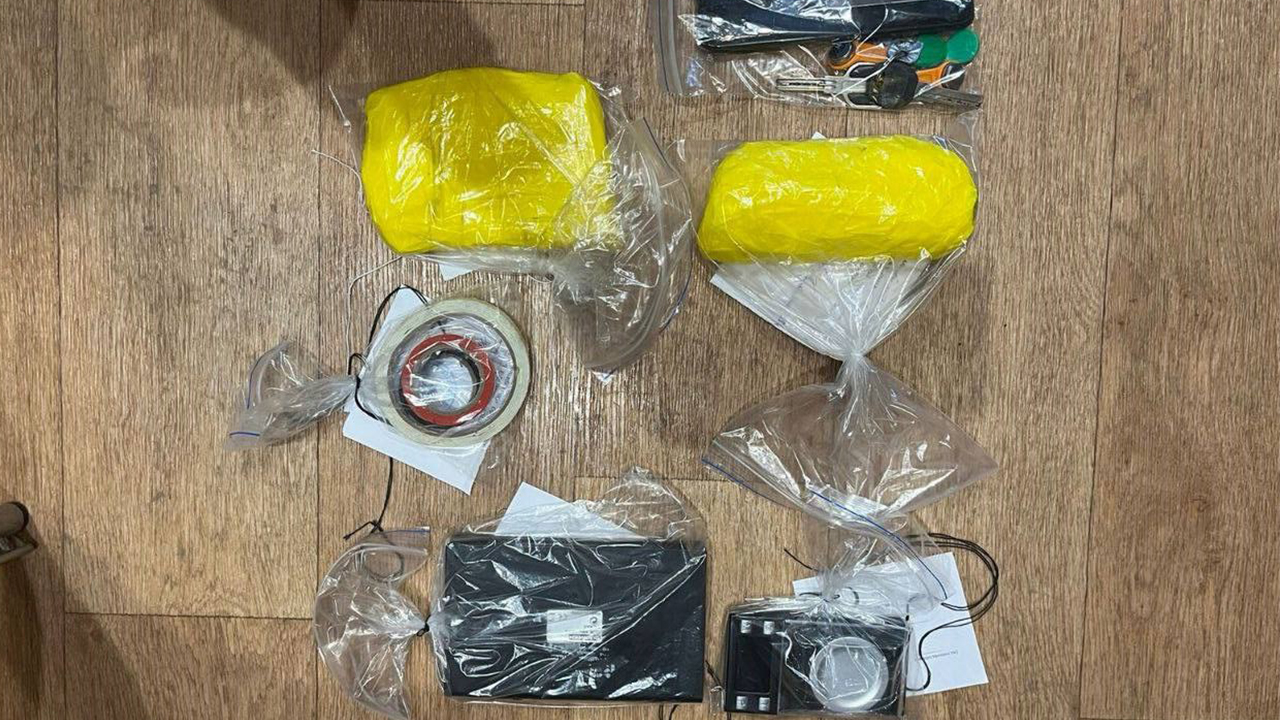 В Красноярском крае полицейские изъяли у закладчика полкилограмма метадона