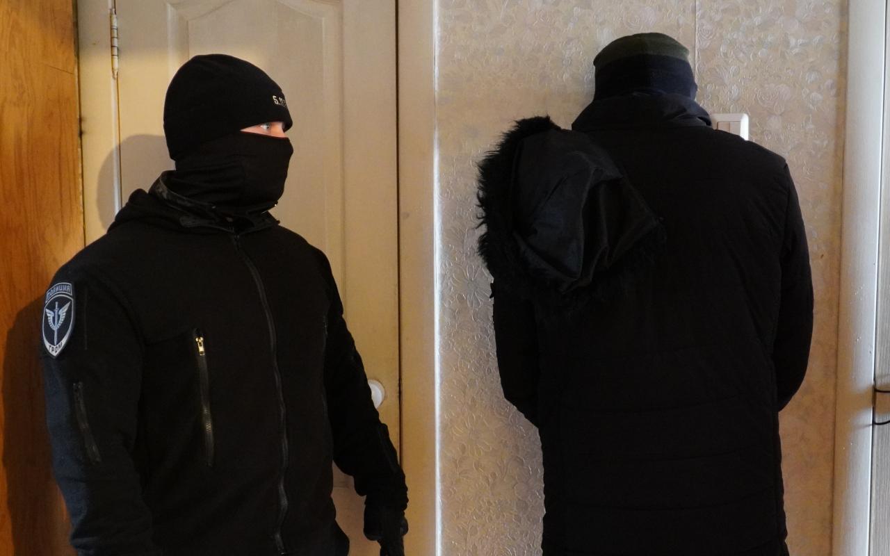 Полиция Курганской области пресекла деятельность преступного наркосообщества и изъяла 1 кг героина