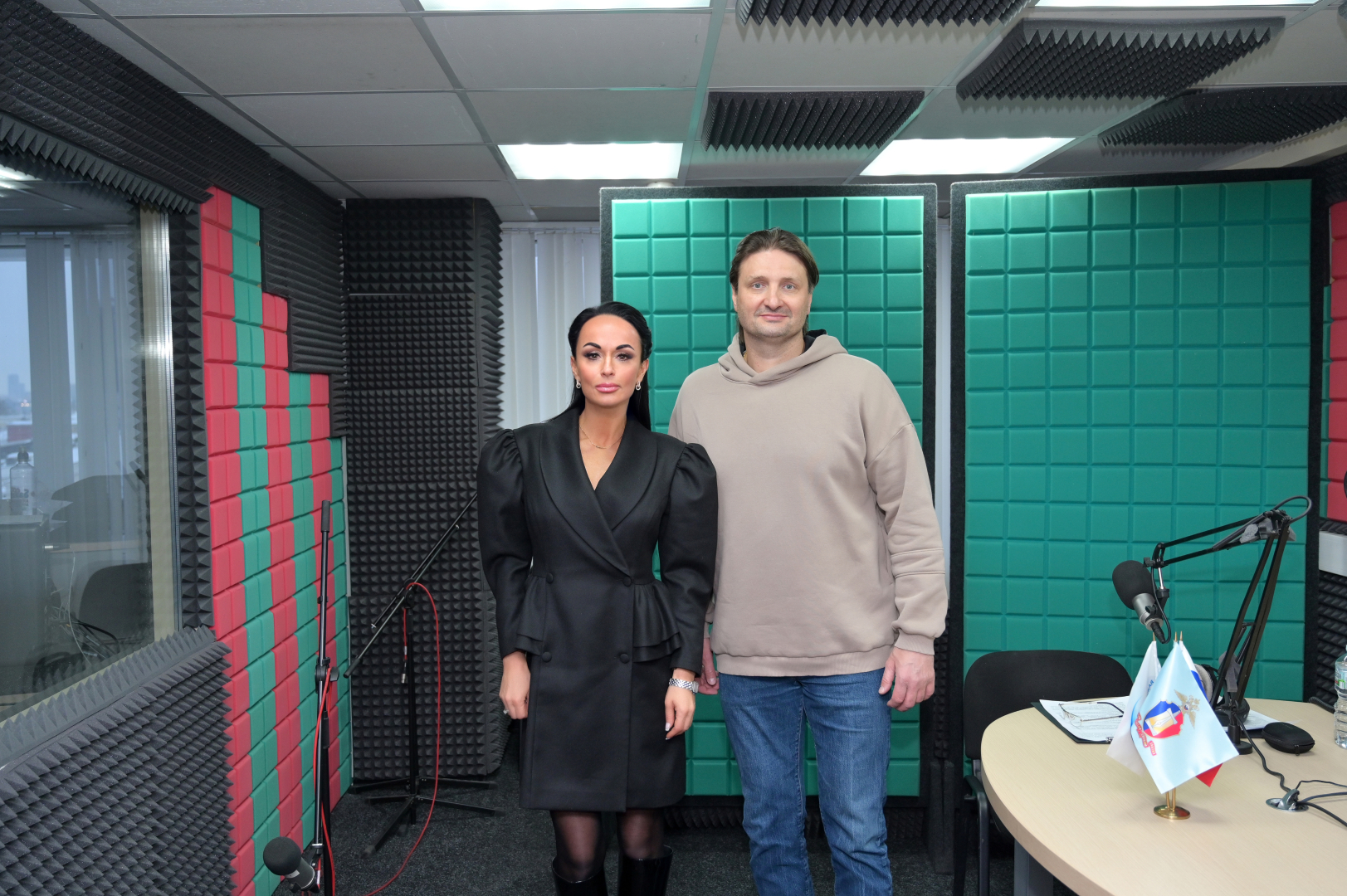 Новым гостем на «Милицейской волне» в программе «Вам слово! С Ириной Волк» станет Эдгард Запашный