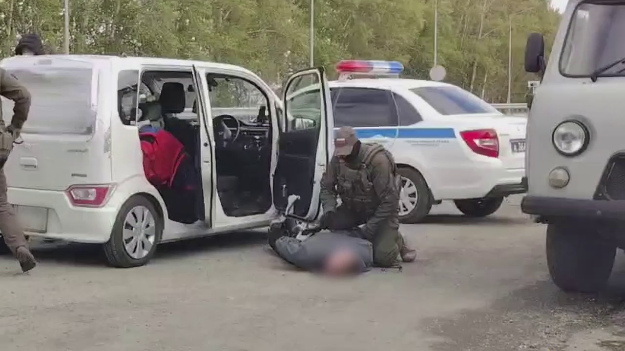Сотрудники полиции не позволили жителю Барнаула сбыть 129 кг прекурсоров наркотических средств