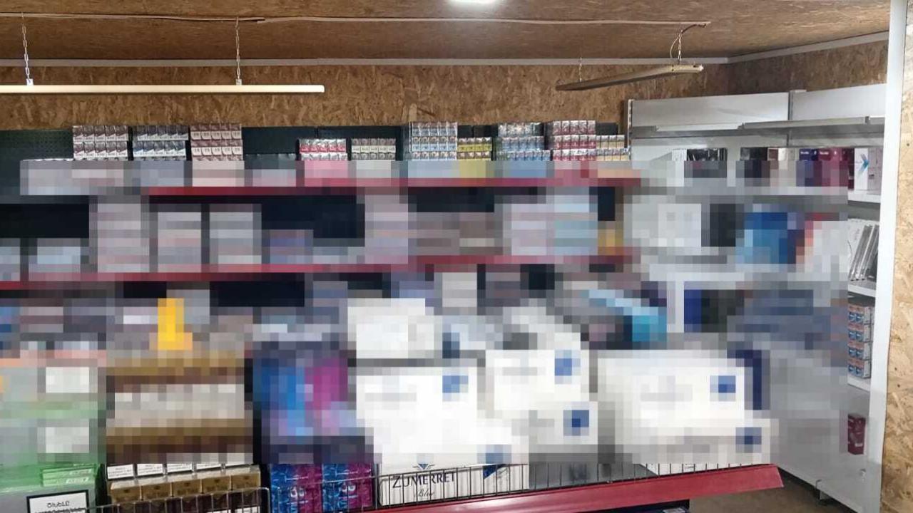 В Новосибирске пресечена продажа свыше 200 000 пачек сигарет без акцизов стоимостью 20 млн рублей