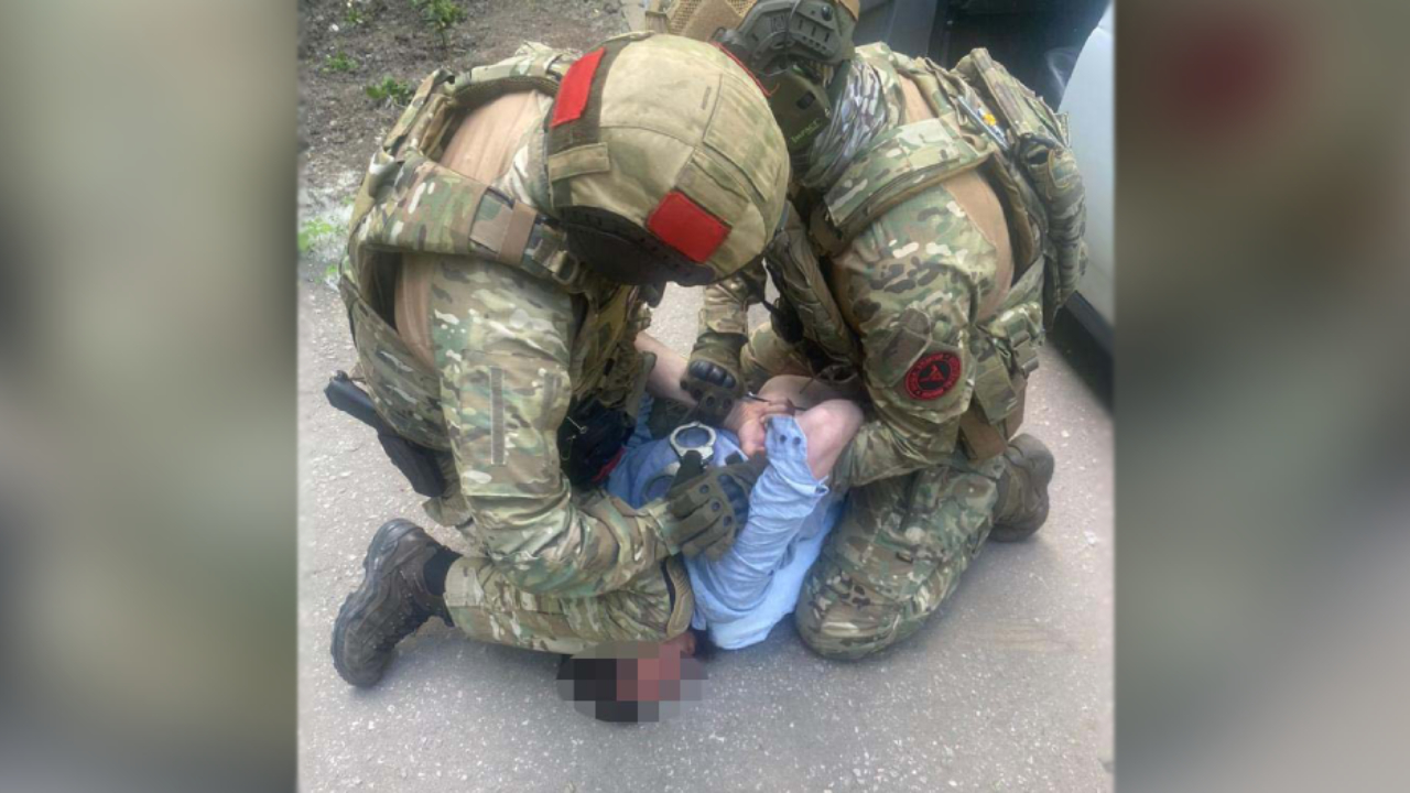 В Рязани задержан мужчина, вымогавший деньги у отказавшегося работать на мошенников приятеля